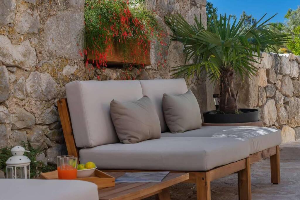 Holiday Home Marijana Zaostrog Luaran gambar