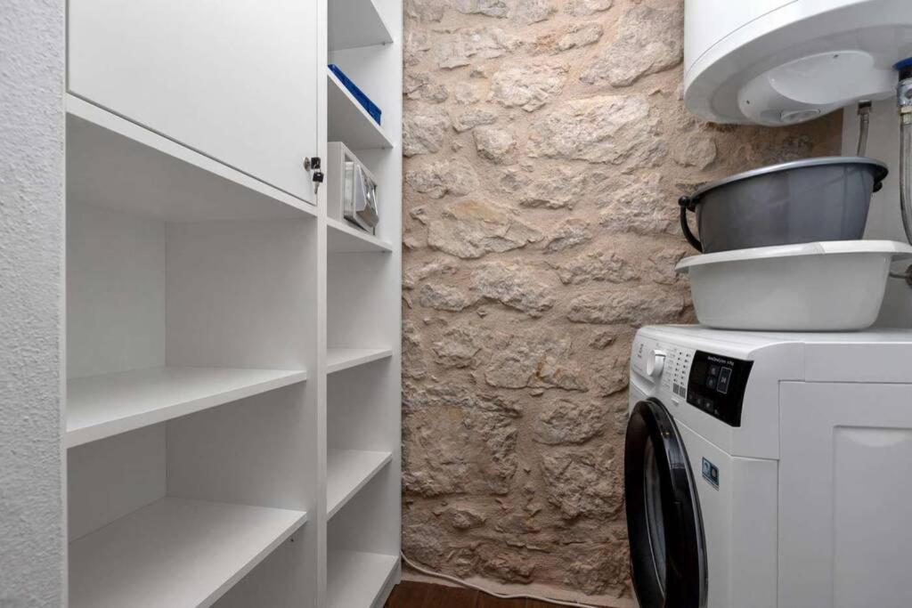 Holiday Home Marijana Zaostrog Luaran gambar